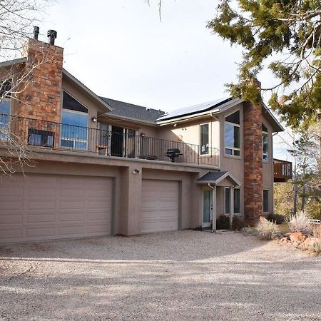 Harmony Belle At Kolob Canyon Bed & Breakfast New Harmony Exterior photo